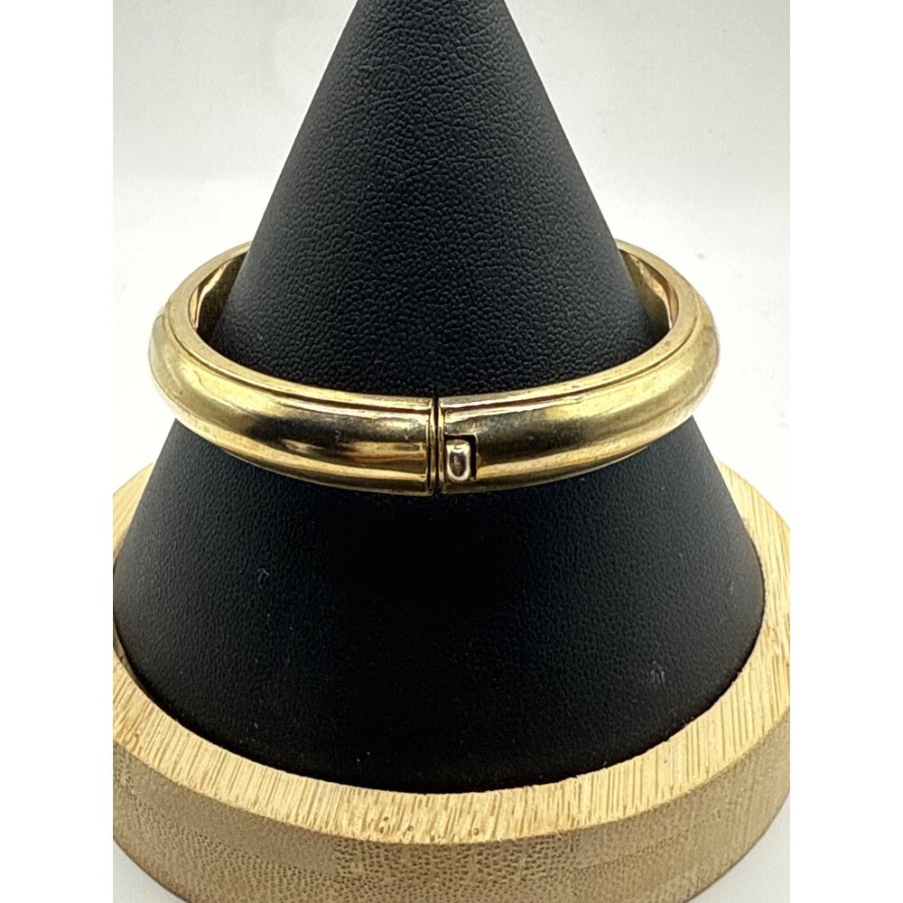 Vintage Hinged Gold-Tone Metal Bangle Bracelet With Snap Closure